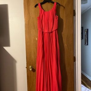 Gorgeous evening maxi dress. Perfect for weddings or evening event.